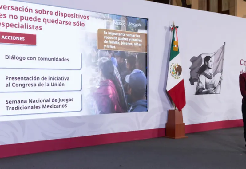 La virtual presidenta electa, Claudia Sheinbaum, anuncia la organización de foros para crear una iniciativa que regule redes sociales en menores.