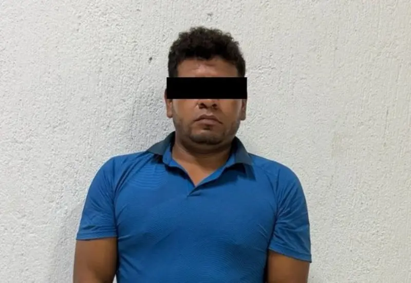 Fotografía del presunto narcomenudista que fue vinculado a proceso por las autoridades, quien operaba en el municipio de Pinotepa Nacional.