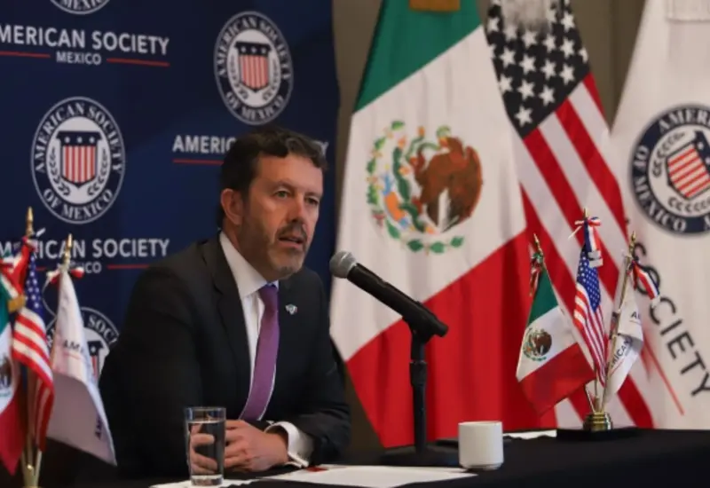 Larry Rubin, presidente de la American Society.