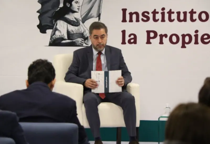 Vidal Llerenas, director del IMPI.