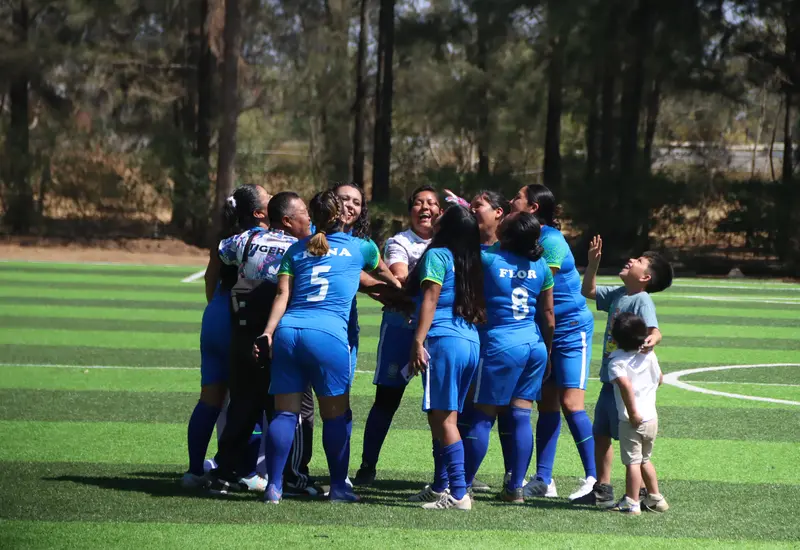 Las chicas de Jalpan celebraron el triunfo.