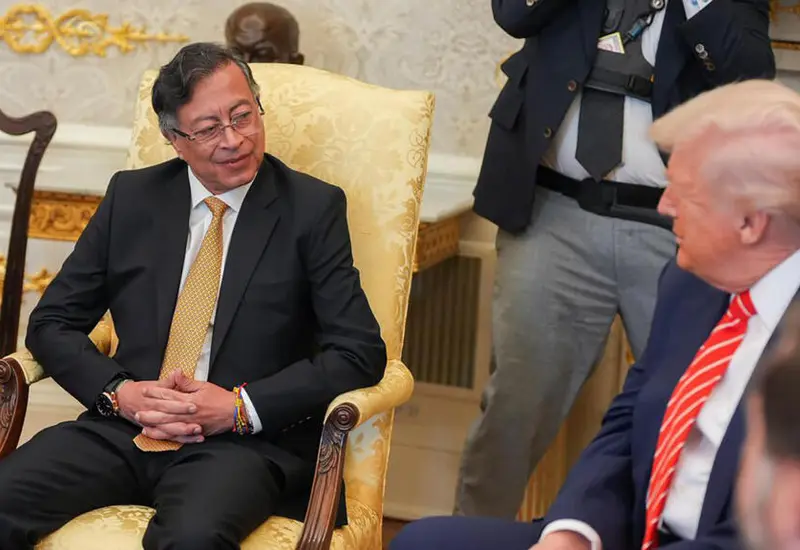 El presidente Gustavo Petro durante una declaración donde acusa a Donald Trump de respaldar a sectores vinculados con el narcotráfico en el país.