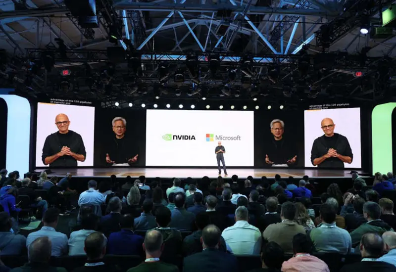 Concepto visual de la alianza entre Microsoft y NVIDIA para unificar la inteligencia artificial en la nube y PC, creando sistemas autónomos.