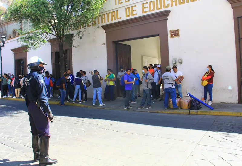 Maestros de Educación Física en Oaxaca anuncian un paro de labores y movilizaciones a pocos días de que termine el ciclo escolar.