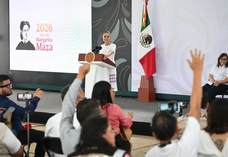 Claudia Sheinbaum anuncia una inversión histórica de 190 mil millones de pesos para obras de agua y saneamiento en el estado de Veracruz.