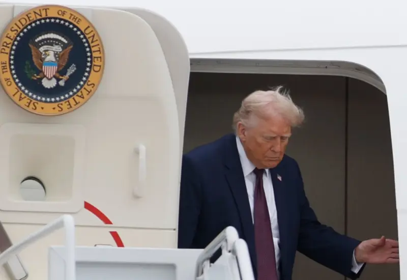 El expresidente de EU, Donald Trump, quien exige aprobar una ley de identificación electoral para avanzar en acuerdos sobre vivienda.