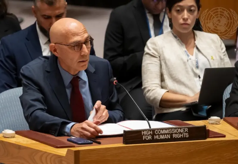 Retrato de Volker Türk, el alto comisionado de la ONU para los Derechos Humanos, quien exige a Estados Unidos retirar las sanciones contra Cuba.
