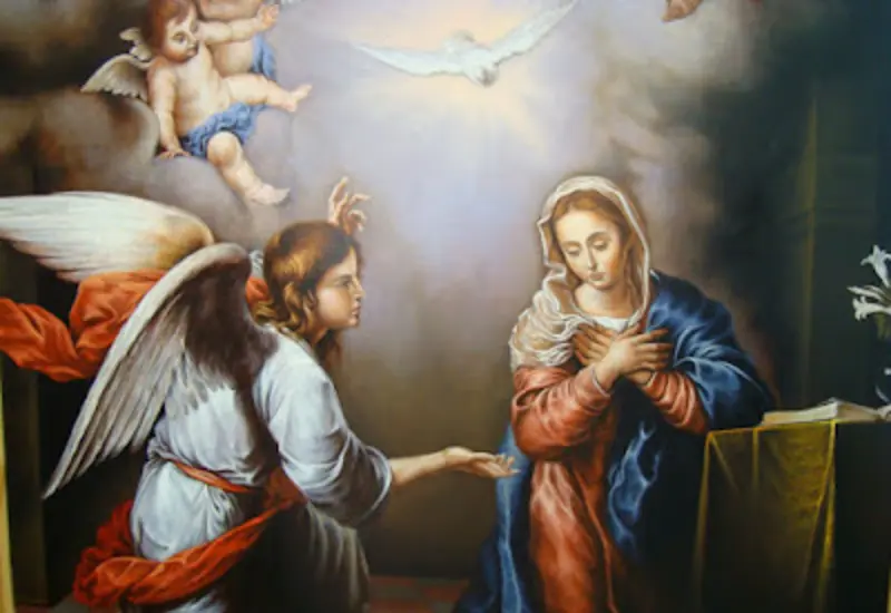 El Ángel Gabriel anunció a la Virgen María que concebiría y daría a luz a un hijo.