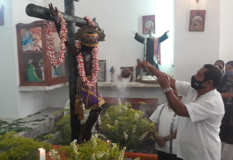 ieles se congregaron en la iglesia de San Francisco de Asís.