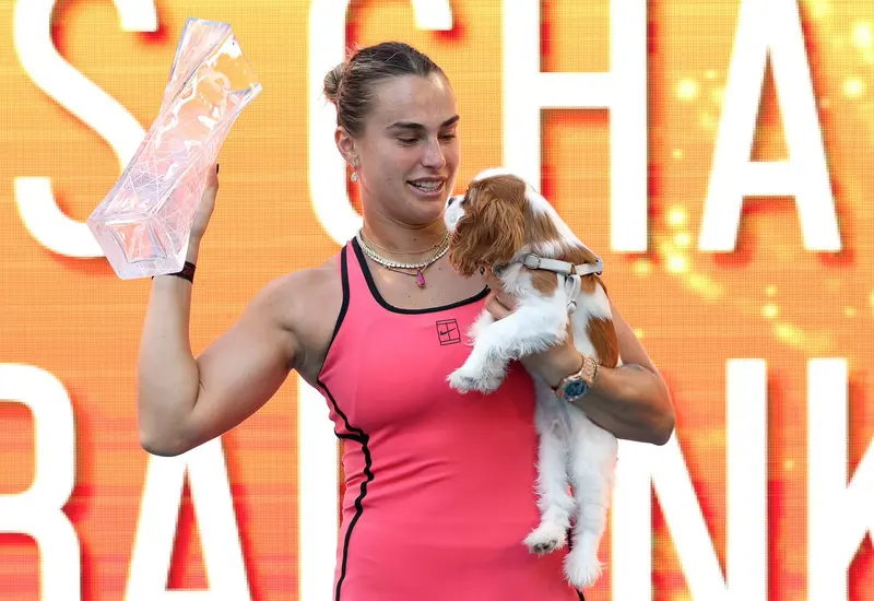 Aryna Sabalenka, superó a Coco Gauff por 6-2, 4-6 y 6-3 en la final del Miami Open