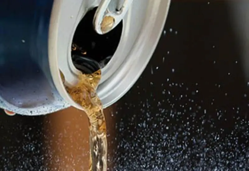Alerta de la FES Iztacala sobre el consumo de refrescos light, que representan un peligro oculto para la salud de madres y bebés.