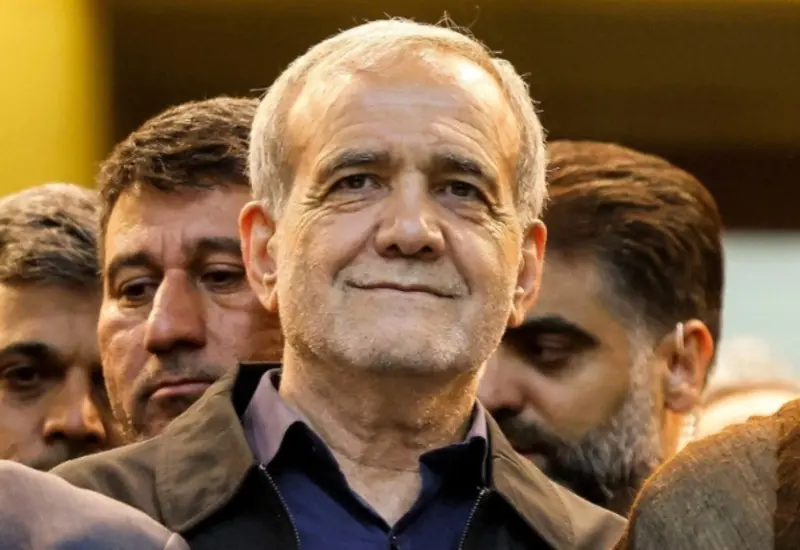 Masoud Pezeshkian, presidente de Irán, en una fotografía oficial relacionada con la disculpa de su gobierno por ataques en Medio Oriente.