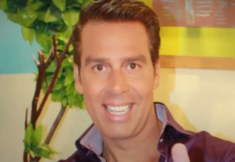 El conductor Raúl Osorio, quien se ausentó del programa Venga la Alegría por el duelo de su madre, rompe el silencio.
