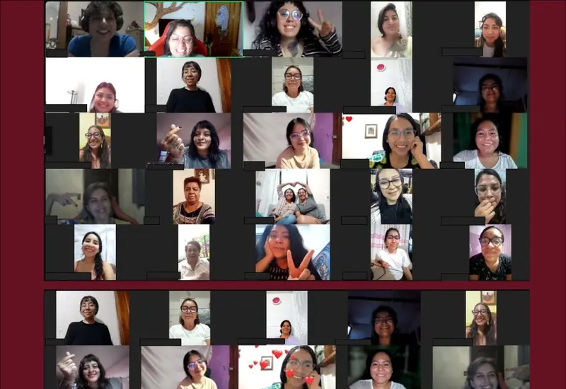 Participantes de la segunda generación del proceso formativo 'Semillero Colectiva', un programa de formación feminista que busca empoderar a las mujeres.