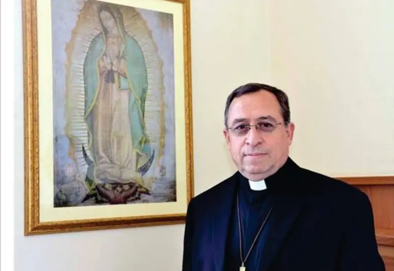 El pastor mixe llamó a no cerrar caminos a jóvenes.
