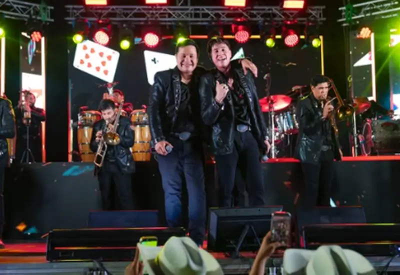 El cantante reapareció en un concierto en Nashville.