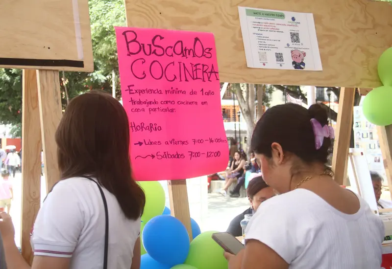 Oaxaca registra su nivel más bajo de pobreza laboral en 10 años, pero la precariedad económica aún afecta a 5 de cada 10 habitantes.