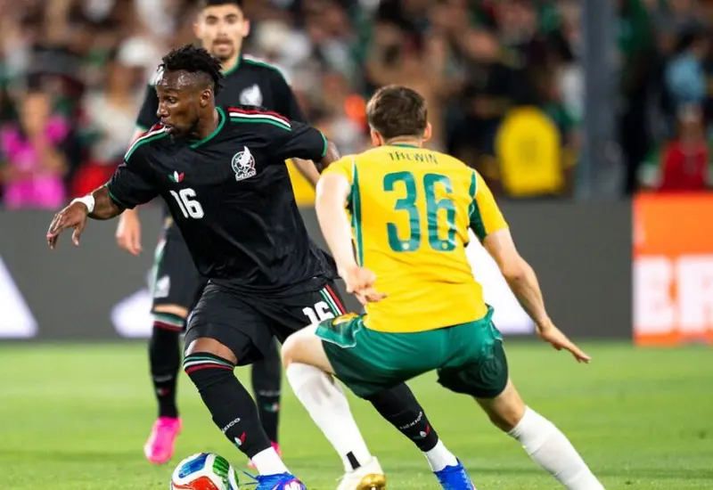 La selección de fútbol de México celebra su segundo triunfo consecutivo en un partido de preparación antes de la Copa del Mundial.