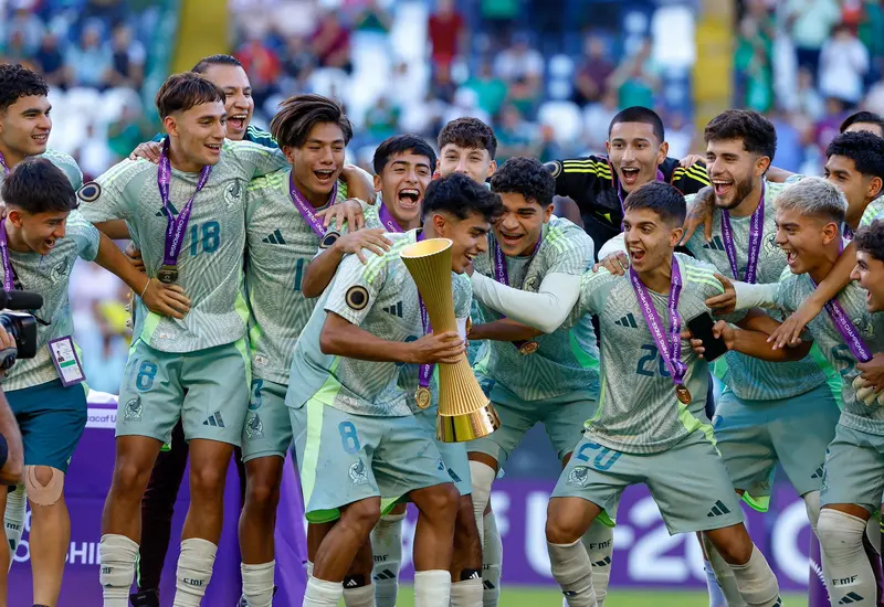 La Selección de México Sub 20 se prepara para el Premundial, buscando su boleto para el Mundial y los Juegos Olímpicos.
