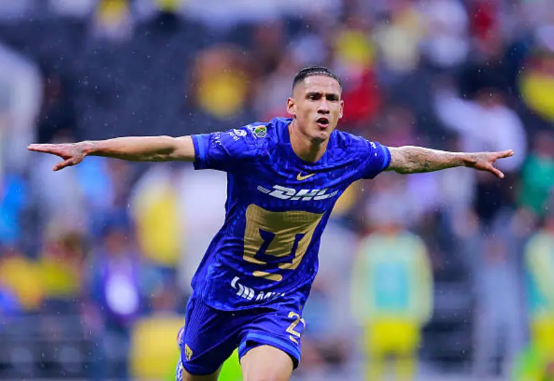El futbolista Uriel Antuna, quien recientemente hizo un guiño al Club América al declarar en una entrevista que no es antiamericanista.