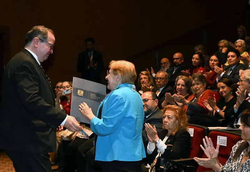 Aspecto general de la entrega del Premio y Reconocimiento Distinción Académicos 2025